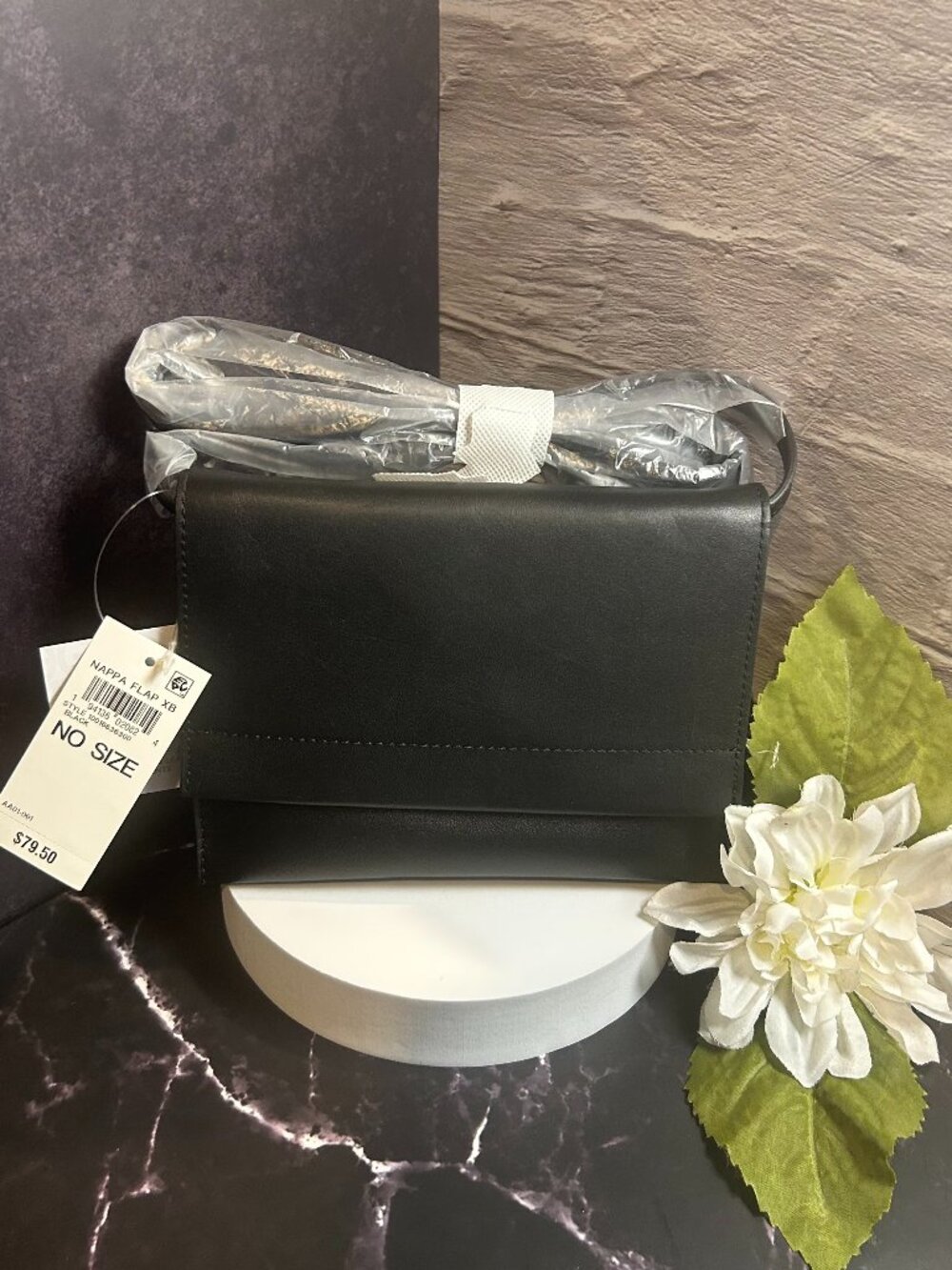 GIANI BERNINI NAPPA FLAP CROSSBODY